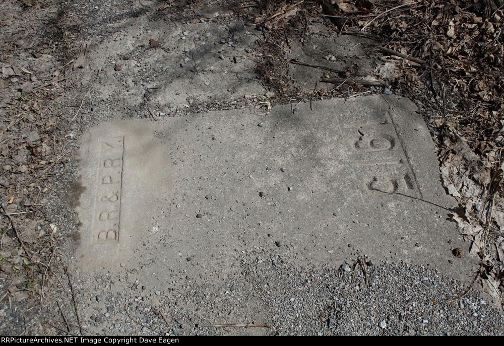 Buffalo,Rochester and Pittsburgh Railway sidewalk